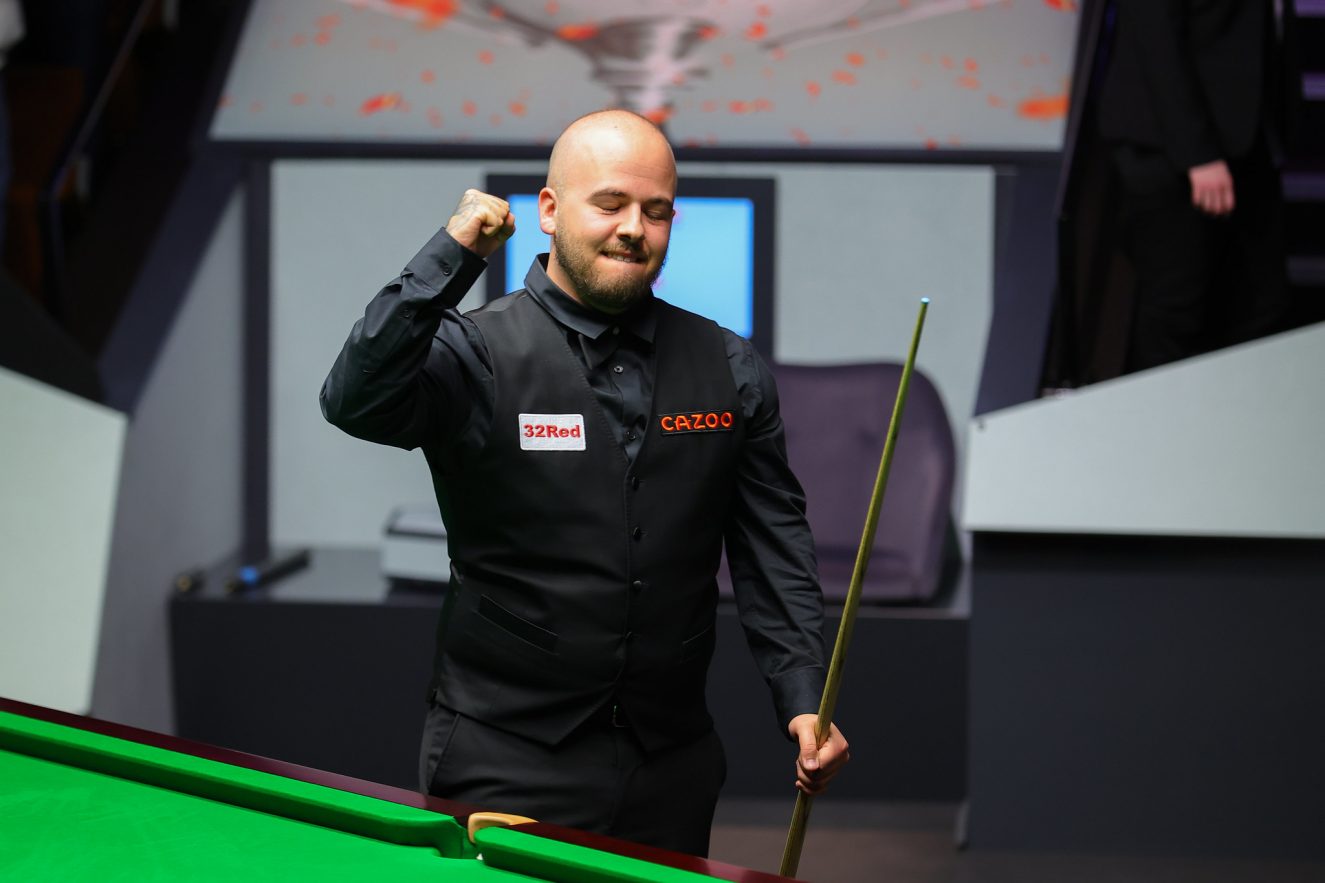 场比赛中带 场比赛中带