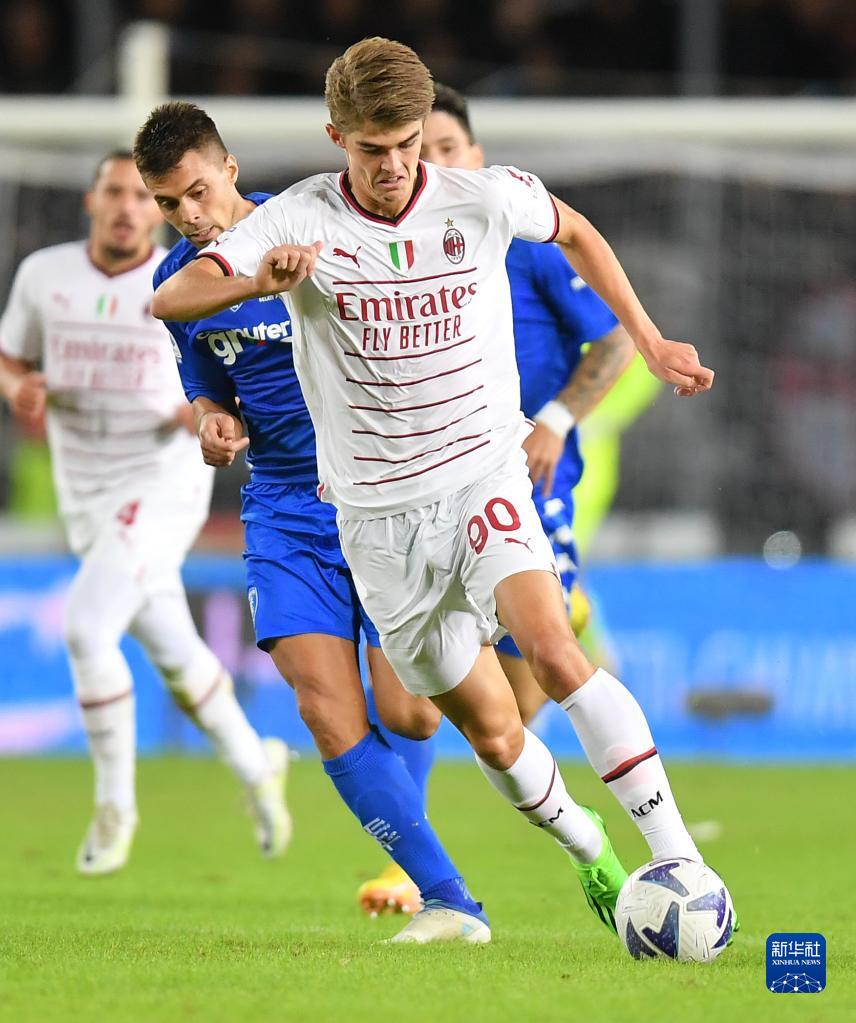 与此同时 与此同时